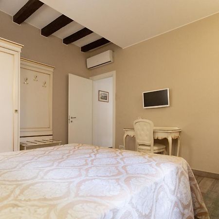 Doge'S House Apartment Венеция Екстериор снимка